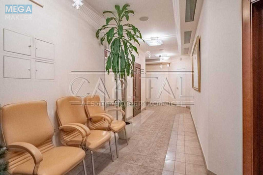 Продаж комерційної нерухомості, 1&nbsp;135&nbsp;кв.м, под офис, <a class="location-link" href="/kiev/" title="Недвижимость Київ">Київ</a>, <a class="location-link" href="/kiev/goloseevskij/" title="Недвижимость Голосіївський район">Голосіївський р-н</a>, Большая Васильковская ул., 62/64 (изображение 3)