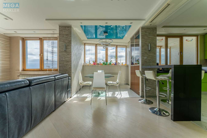 Продаж 4 кімнатної квартири (150/90/12), 10 пов. 19 пов. будинку, <a class="location-link" href="/kiev/" title="Недвижимость Київ">Київ</a>, <a class="location-link" href="/kiev/shevchenkovskij/" title="Недвижимость Шевченківський район">Шевченківський р-н</a>, Сикорского ул., 1 (изображение 5)