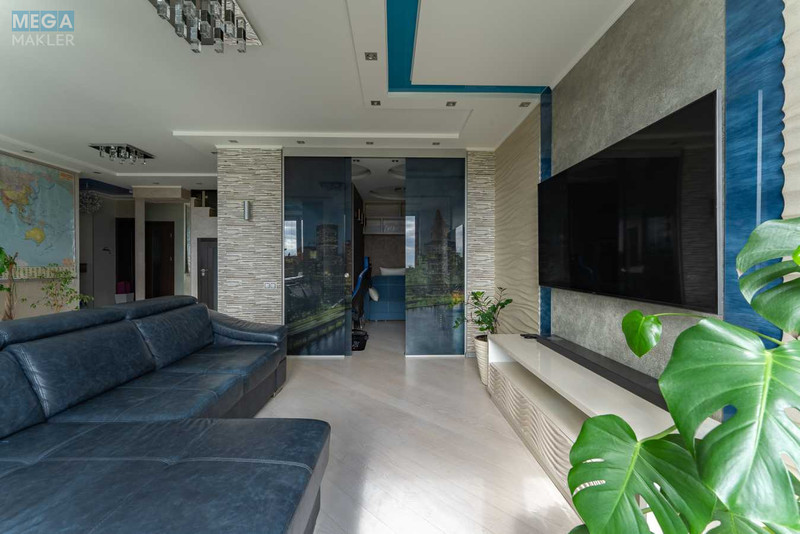 Продаж 4 кімнатної квартири (150/90/12), 10 пов. 19 пов. будинку, <a class="location-link" href="/kiev/" title="Недвижимость Київ">Київ</a>, <a class="location-link" href="/kiev/shevchenkovskij/" title="Недвижимость Шевченківський район">Шевченківський р-н</a>, Сикорского ул., 1 (изображение 9)