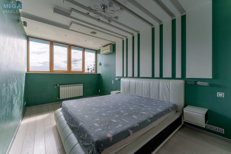 Продаж 4 кімнатної квартири (150/90/12), 10 пов. 19 пов. будинку, <a class="location-link" href="/kiev/" title="Недвижимость Київ">Київ</a>, <a class="location-link" href="/kiev/shevchenkovskij/" title="Недвижимость Шевченківський район">Шевченківський р-н</a>, Сикорского ул., 1 (изображение 18)
