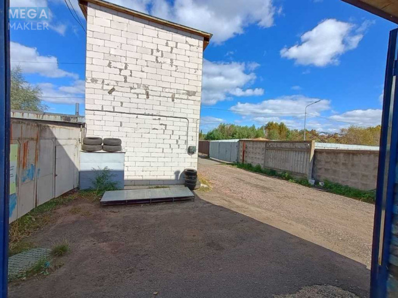 Оренда комерційної нерухомості, 270&nbsp;кв.м, <a class="location-link" href="/kiev/" title="Недвижимость Київ">Київ</a>, <a class="location-link" href="/kiev/desnyanskij/" title="Недвижимость Деснянський район">Деснянський р-н</a>, Пухівська вул. (изображение 5)