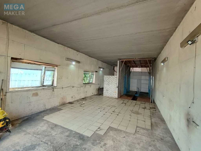 Оренда комерційної нерухомості, 270&nbsp;кв.м, <a class="location-link" href="/kiev/" title="Недвижимость Київ">Київ</a>, <a class="location-link" href="/kiev/desnyanskij/" title="Недвижимость Деснянський район">Деснянський р-н</a>, Пухівська вул. (изображение 8)