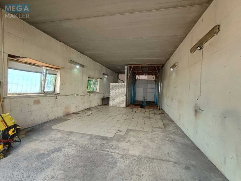 Оренда комерційної нерухомості, 270&nbsp;кв.м, <a class="location-link" href="/kiev/" title="Недвижимость Київ">Київ</a>, <a class="location-link" href="/kiev/desnyanskij/" title="Недвижимость Деснянський район">Деснянський р-н</a>, Пухівська вул. (изображение 17)