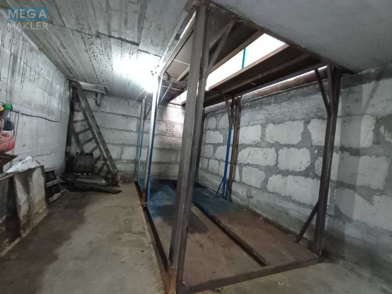 Оренда комерційної нерухомості, 270&nbsp;кв.м, <a class="location-link" href="/kiev/" title="Недвижимость Київ">Київ</a>, <a class="location-link" href="/kiev/desnyanskij/" title="Недвижимость Деснянський район">Деснянський р-н</a>, Пухівська вул. (изображение 19)
