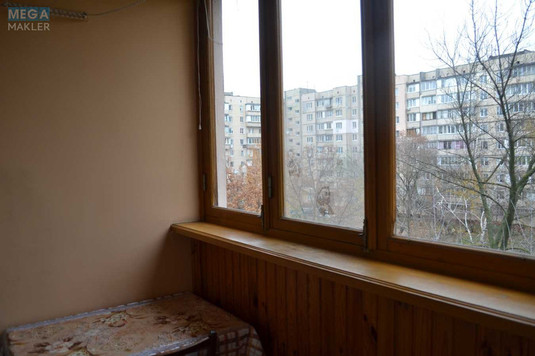 Оренда 2 кімнатної квартири, <a class="location-link" href="/kiev/" title="Недвижимость Київ">Київ</a>, <a class="location-link" href="/kiev/svyatoshinskij/" title="Недвижимость Святошинський район">Святошинський р-н</a>, Жолудева ул., 6в (изображение 9)