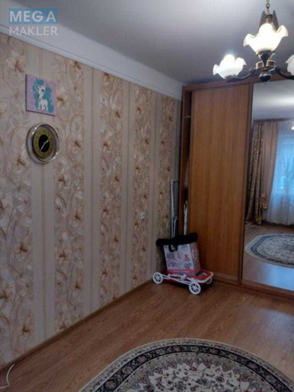 Продаж 3 кімнатної квартири (65/45/7), 1 пов. 5 пов. будинку, <a class="location-link" href="/kiev/" title="Недвижимость Київ">Київ</a>, <a class="location-link" href="/kiev/podolskij/" title="Недвижимость Подільський район">Подільський р-н</a>, Тираспольская ул., 43А (изображение 10)
