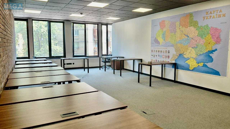 Оренда комерційної нерухомості, 55&nbsp;кв.м, под офис, <a class="location-link" href="/kiev/" title="Недвижимость Київ">Київ</a>, <a class="location-link" href="/kiev/solomenskij/" title="Недвижимость Солом'янський район">Солом'янський р-н</a>, Митрополита Василия Липковского ул., 45 (изображение 3)
