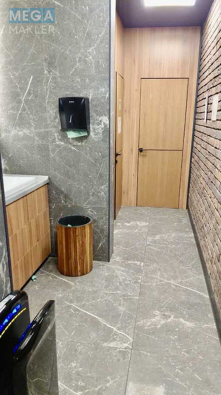 Оренда комерційної нерухомості, 55&nbsp;кв.м, под офис, <a class="location-link" href="/kiev/" title="Недвижимость Київ">Київ</a>, <a class="location-link" href="/kiev/solomenskij/" title="Недвижимость Солом'янський район">Солом'янський р-н</a>, Митрополита Василия Липковского ул., 45 (изображение 23)