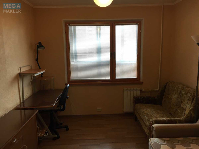 Оренда 2 кімнатної квартири, <a class="location-link" href="/kiev/" title="Недвижимость Київ">Київ</a>, <a class="location-link" href="/kiev/goloseevskij/" title="Недвижимость Голосіївський район">Голосіївський р-н</a>, Академіка Заболотного вул., 84 (изображение 2)