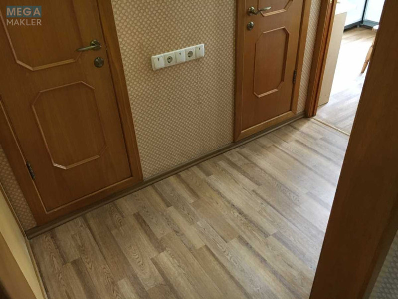 Оренда 2 кімнатної квартири, <a class="location-link" href="/kiev/" title="Недвижимость Київ">Київ</a>, <a class="location-link" href="/kiev/goloseevskij/" title="Недвижимость Голосіївський район">Голосіївський р-н</a>, Академіка Заболотного вул., 84 (изображение 4)