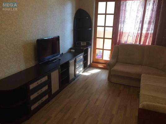 Оренда 2 кімнатної квартири, <a class="location-link" href="/kiev/" title="Недвижимость Київ">Київ</a>, <a class="location-link" href="/kiev/goloseevskij/" title="Недвижимость Голосіївський район">Голосіївський р-н</a>, Академіка Заболотного вул., 84 (изображение 6)