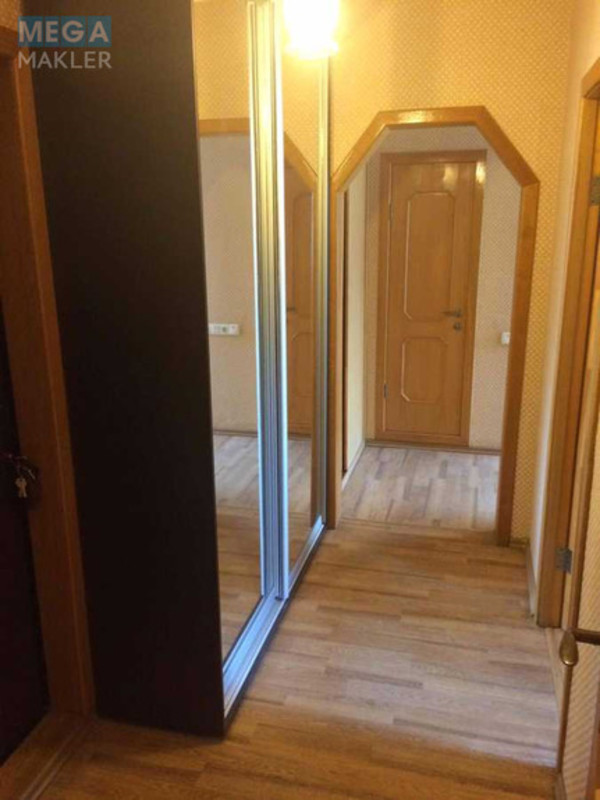 Оренда 2 кімнатної квартири, <a class="location-link" href="/kiev/" title="Недвижимость Київ">Київ</a>, <a class="location-link" href="/kiev/goloseevskij/" title="Недвижимость Голосіївський район">Голосіївський р-н</a>, Академіка Заболотного вул., 84 (изображение 8)