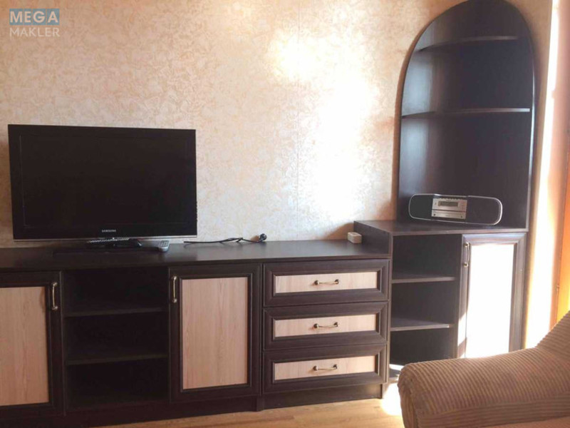 Оренда 2 кімнатної квартири, <a class="location-link" href="/kiev/" title="Недвижимость Київ">Київ</a>, <a class="location-link" href="/kiev/goloseevskij/" title="Недвижимость Голосіївський район">Голосіївський р-н</a>, Академіка Заболотного вул., 84 (изображение 9)