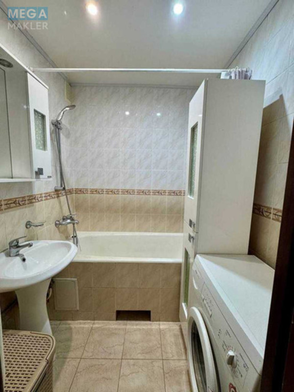 Оренда 2 кімнатної квартири, <a class="location-link" href="/kiev/" title="Недвижимость Київ">Київ</a>, <a class="location-link" href="/kiev/darnickij/" title="Недвижимость Дарницький район">Дарницький р-н</a>, Харківське шосе, 146 (изображение 9)