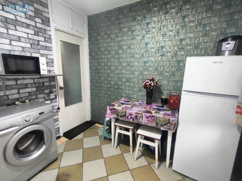 Оренда 1 кімнатної квартири, <a class="location-link" href="/kiev/" title="Недвижимость Київ">Київ</a>, <a class="location-link" href="/kiev/dneprovskij/" title="Недвижимость Дніпровський район">Дніпровський р-н</a>, Пантелеймона Куліша вул., 11 (изображение 4)