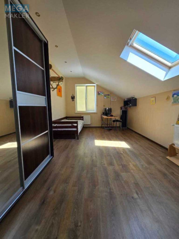 Продаж дома, 2&nbsp;поверху, 235&nbsp;кв.м, 5&nbsp;кімнат, ділянка 5&nbsp;соток, <a class="location-link" href="/vasilkov/" title="Недвижимость Васильків">Васильків</a>, Озерна (изображение 8)