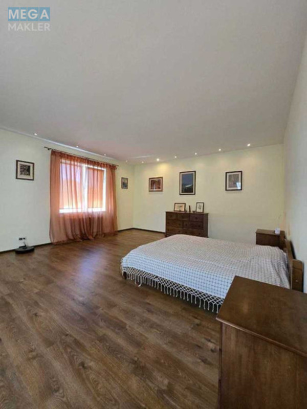Продаж дома, 2&nbsp;поверху, 235&nbsp;кв.м, 5&nbsp;кімнат, ділянка 5&nbsp;соток, <a class="location-link" href="/vasilkov/" title="Недвижимость Васильків">Васильків</a>, Озерна (изображение 11)