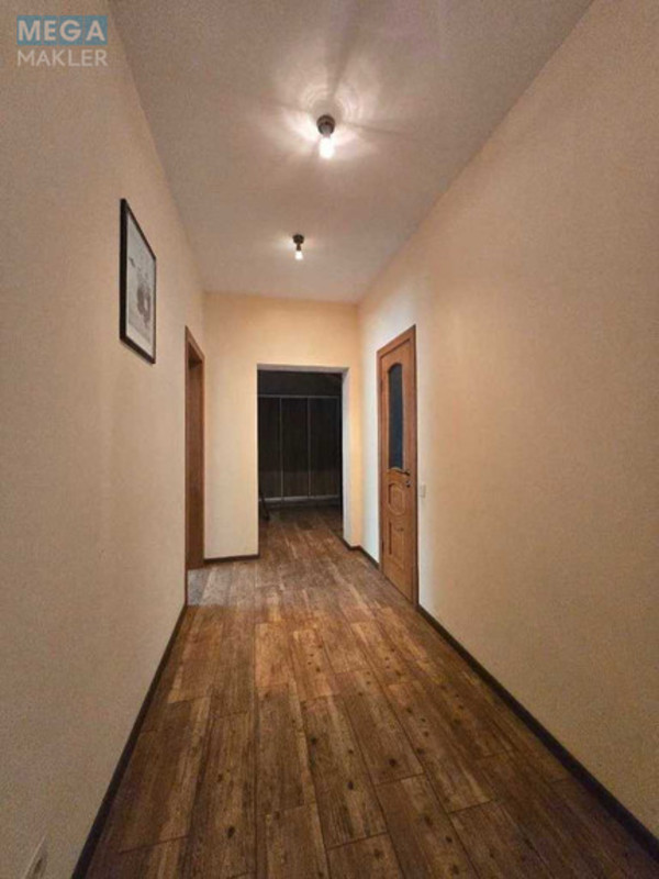 Продаж дома, 2&nbsp;поверху, 235&nbsp;кв.м, 5&nbsp;кімнат, ділянка 5&nbsp;соток, <a class="location-link" href="/vasilkov/" title="Недвижимость Васильків">Васильків</a>, Озерна (изображение 21)