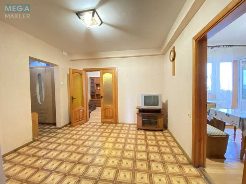 Продаж 3 кімнатної квартири (99/53/12), 16 пов. 22 пов. будинку, <a class="location-link" href="/kiev/" title="Недвижимость Київ">Київ</a>, <a class="location-link" href="/kiev/desnyanskij/" title="Недвижимость Деснянський район">Деснянський р-н</a>, Володимира Маяковського просп., 91В (изображение 10)