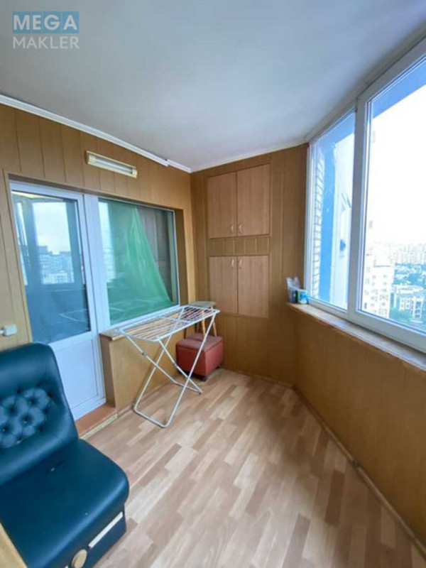 Продаж 3 кімнатної квартири (99/53/12), 16 пов. 22 пов. будинку, <a class="location-link" href="/kiev/" title="Недвижимость Київ">Київ</a>, <a class="location-link" href="/kiev/desnyanskij/" title="Недвижимость Деснянський район">Деснянський р-н</a>, Володимира Маяковського просп., 91В (изображение 11)