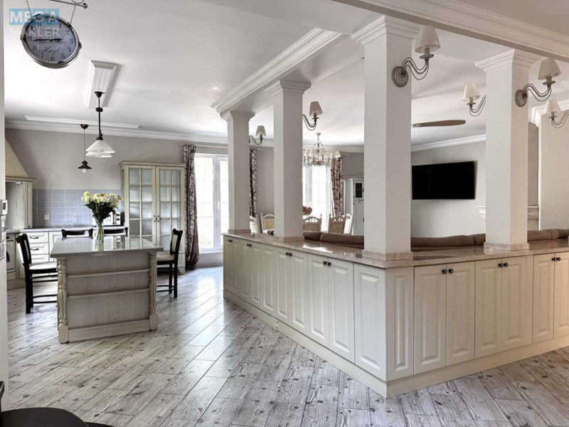 Продаж дома, 2&nbsp;поверху, 450&nbsp;кв.м, 6&nbsp;кімнат, ділянка 12&nbsp;соток, <a class="location-link" href="/vasilkov/" title="Недвижимость Васильків">Васильків</a>, Ворошилова (изображение 4)