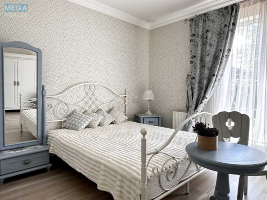 Продаж дома, 2&nbsp;поверху, 450&nbsp;кв.м, 6&nbsp;кімнат, ділянка 12&nbsp;соток, <a class="location-link" href="/vasilkov/" title="Недвижимость Васильків">Васильків</a>, Ворошилова (изображение 8)
