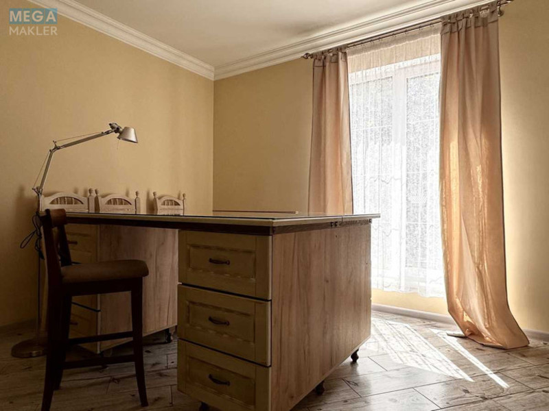 Продаж дома, 2&nbsp;поверху, 450&nbsp;кв.м, 6&nbsp;кімнат, ділянка 12&nbsp;соток, <a class="location-link" href="/vasilkov/" title="Недвижимость Васильків">Васильків</a>, Ворошилова (изображение 12)