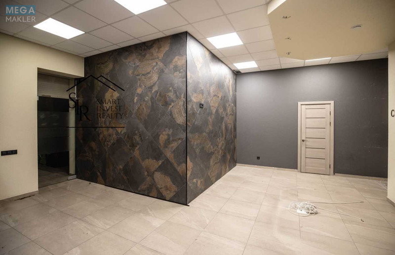 Продаж комерційної нерухомості, 145&nbsp;кв.м, под офис, <a class="location-link" href="/kiev/" title="Недвижимость Київ">Київ</a>, <a class="location-link" href="/kiev/desnyanskij/" title="Недвижимость Деснянський район">Деснянський р-н</a>, Радистів вул., 14 (изображение 3)