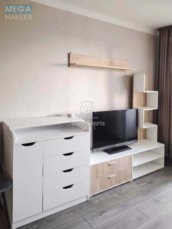Продаж 2 кімнатної квартири (43,2/28,1/6), 3 пов. 5 пов. будинку, <a class="location-link" href="/kiev/" title="Недвижимость Київ">Київ</a>, <a class="location-link" href="/kiev/darnickij/" title="Недвижимость Дарницький район">Дарницький р-н</a>, Привокзальна вул., 12/1 (изображение 2)