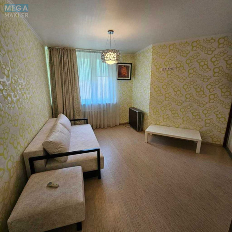 Оренда 3 кімнатної квартири, <a class="location-link" href="/kiev/" title="Недвижимость Київ">Київ</a>, <a class="location-link" href="/kiev/darnickij/" title="Недвижимость Дарницький район">Дарницький р-н</a>, Срібнокільська вул. (изображение 6)
