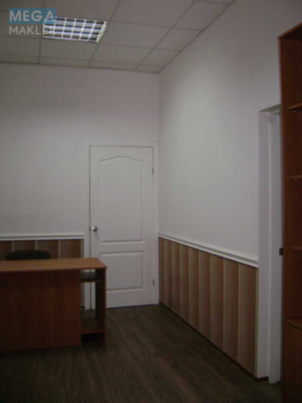 Продаж комерційної нерухомості, 28&nbsp;кв.м, под офис, <a class="location-link" href="/odessa/" title="Недвижимость Одеса">Одеса</a>, <a class="location-link" href="/odessa/primorskij/" title="Недвижимость Приморський район">Приморський р-н</a>, Кінна, 14 (изображение 2)