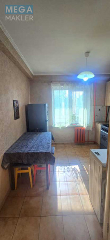 Оренда 1 кімнатної квартири, <a class="location-link" href="/kiev/" title="Недвижимость Київ">Київ</a>, <a class="location-link" href="/kiev/obolonskij/" title="Недвижимость Оболонський район">Оболонський р-н</a>, Автозаводская ул., 25 (изображение 3)