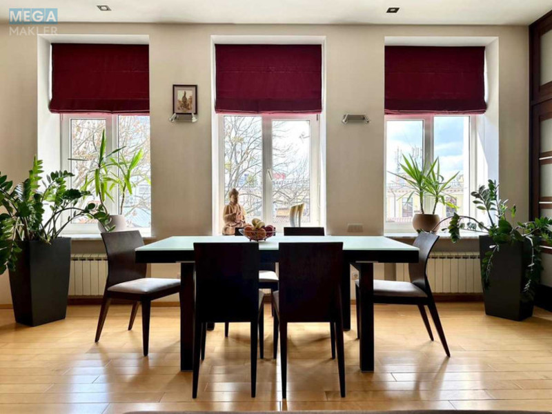 Продаж 3 кімнатної квартири (93,6/66/10,3), 5 пов. 5 пов. будинку, <a class="location-link" href="/kiev/" title="Недвижимость Київ">Київ</a>, <a class="location-link" href="/kiev/pecherskij/" title="Недвижимость Печерський район">Печерський р-н</a>, Князів Острозьких, 5/2Б (изображение 2)