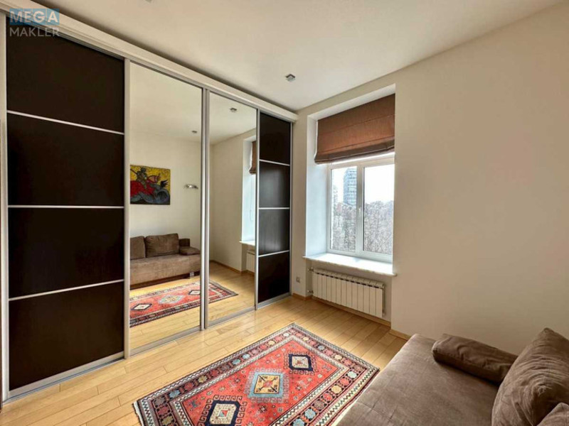 Продаж 3 кімнатної квартири (93,6/66/10,3), 5 пов. 5 пов. будинку, <a class="location-link" href="/kiev/" title="Недвижимость Київ">Київ</a>, <a class="location-link" href="/kiev/pecherskij/" title="Недвижимость Печерський район">Печерський р-н</a>, Князів Острозьких, 5/2Б (изображение 10)