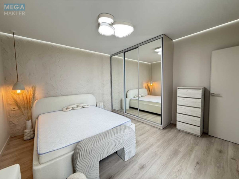 Оренда 1 кімнатної квартири, <a class="location-link" href="/kiev/" title="Недвижимость Київ">Київ</a>, <a class="location-link" href="/kiev/podolskij/" title="Недвижимость Подільський район">Подільський р-н</a>, Всеволода Змиенко ул., 19 (изображение 4)