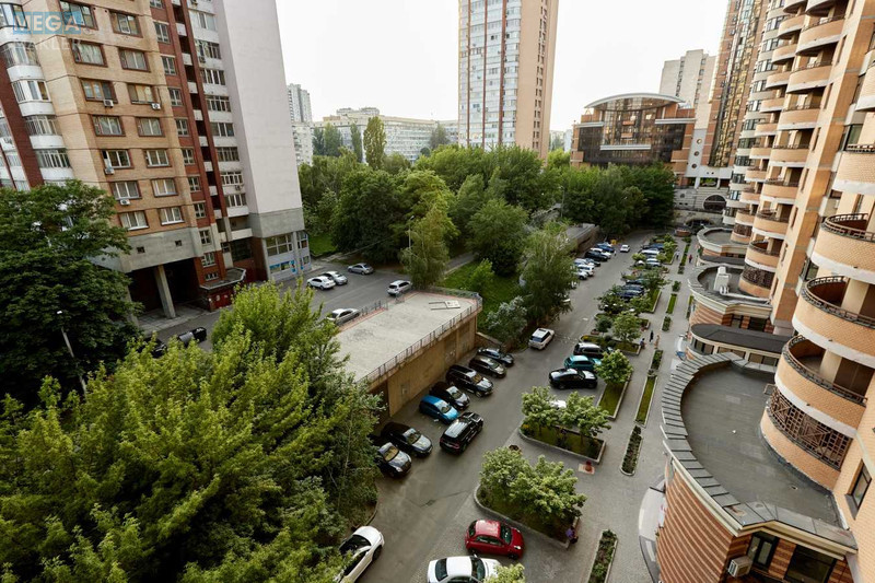 Оренда 4 кімнатні квартири, <a class="location-link" href="/kiev/" title="Недвижимость Київ">Київ</a>, <a class="location-link" href="/kiev/pecherskij/" title="Недвижимость Печерський район">Печерський р-н</a>, Старонаводницька вул., 13 (изображение 24)