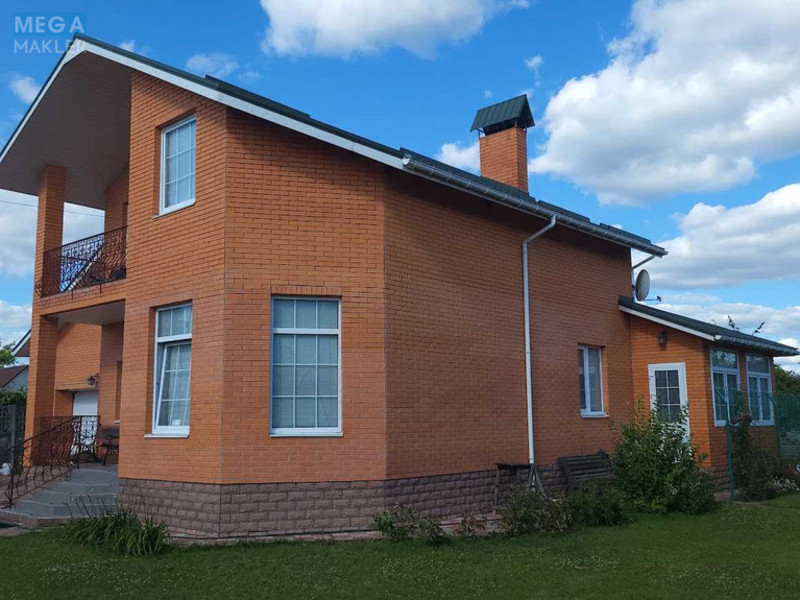 Продаж дома, 2&nbsp;поверху, 268&nbsp;кв.м, 6&nbsp;кімнат, ділянка 12&nbsp;соток, <a class="location-link" href="/rozhny-selo/" title="Недвижимость Рожні">Рожни</a>, зелена (изображение 2)