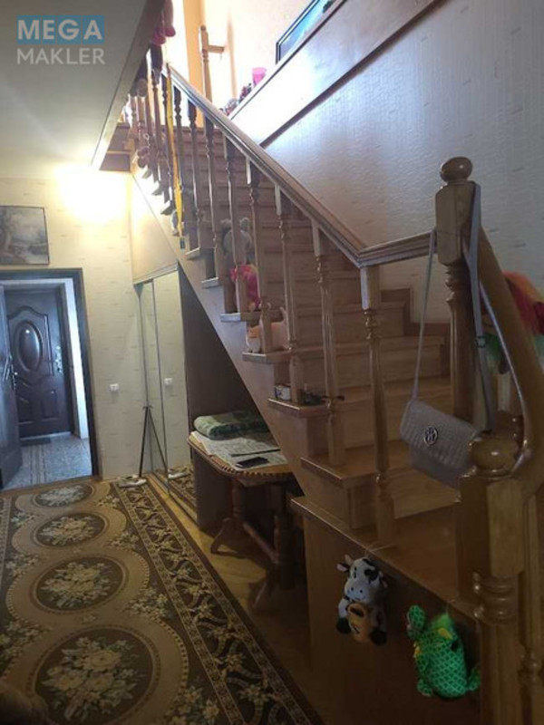 Продаж дома, 2&nbsp;поверху, 268&nbsp;кв.м, 6&nbsp;кімнат, ділянка 12&nbsp;соток, <a class="location-link" href="/rozhny-selo/" title="Недвижимость Рожні">Рожни</a>, зелена (изображение 12)