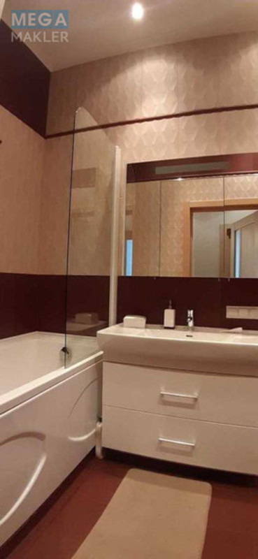 Продаж 4 кімнатної квартири (137/60/15), 8 пов. 16 пов. будинку, <a class="location-link" href="/kiev/" title="Недвижимость Київ">Київ</a>, <a class="location-link" href="/kiev/shevchenkovskij/" title="Недвижимость Шевченківський район">Шевченківський р-н</a>, Дмитриевская ул., 66а (изображение 17)