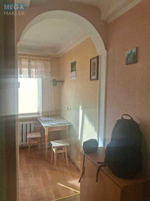 Продаж 2 кімнатної квартири (45/30/7), 4 пов. 5 пов. будинку, <a class="location-link" href="/kiev/" title="Недвижимость Київ">Київ</a>, <a class="location-link" href="/kiev/desnyanskij/" title="Недвижимость Деснянський район">Деснянський р-н</a>, Братиславська вул., 18 (изображение 2)