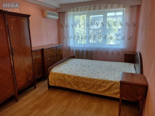 Продаж 2 кімнатної квартири (45/30/7), 4 пов. 5 пов. будинку, <a class="location-link" href="/kiev/" title="Недвижимость Київ">Київ</a>, <a class="location-link" href="/kiev/desnyanskij/" title="Недвижимость Деснянський район">Деснянський р-н</a>, Братиславська вул., 18 (изображение 6)