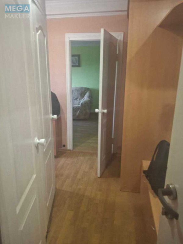 Продаж 2 кімнатної квартири (45/30/7), 4 пов. 5 пов. будинку, <a class="location-link" href="/kiev/" title="Недвижимость Київ">Київ</a>, <a class="location-link" href="/kiev/desnyanskij/" title="Недвижимость Деснянський район">Деснянський р-н</a>, Братиславська вул., 18 (изображение 8)