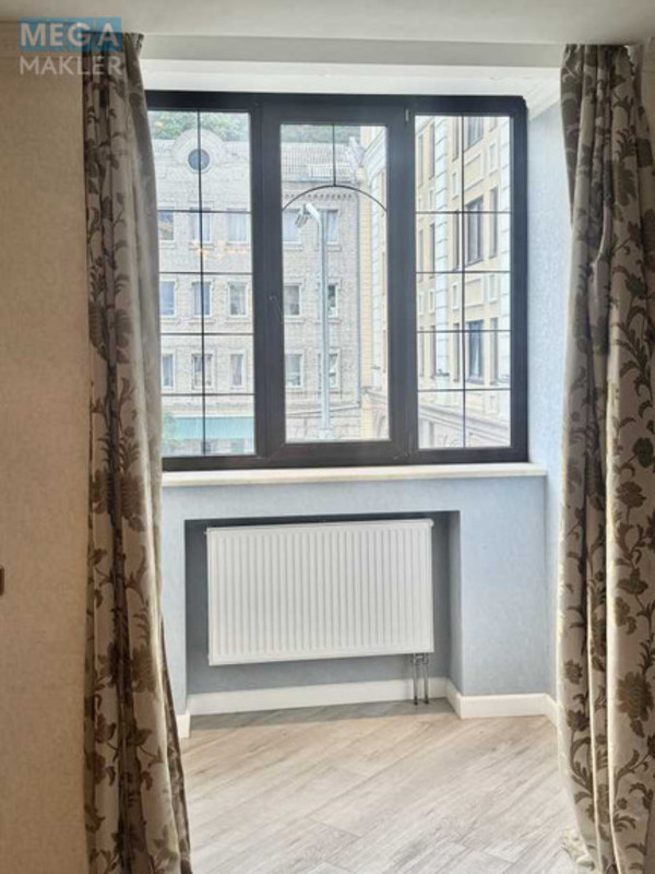 Продаж 4 кімнатної квартири (131/83/10), 3 пов. 5 пов. будинку, <a class="location-link" href="/kiev/" title="Недвижимость Київ">Київ</a>, <a class="location-link" href="/kiev/podolskij/" title="Недвижимость Подільський район">Подільський р-н</a>, Ярославський пров., 4 (изображение 5)