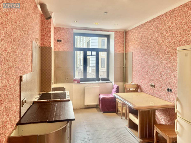 Продаж 4 кімнатної квартири (131/83/10), 3 пов. 5 пов. будинку, <a class="location-link" href="/kiev/" title="Недвижимость Київ">Київ</a>, <a class="location-link" href="/kiev/podolskij/" title="Недвижимость Подільський район">Подільський р-н</a>, Ярославський пров., 4 (изображение 12)