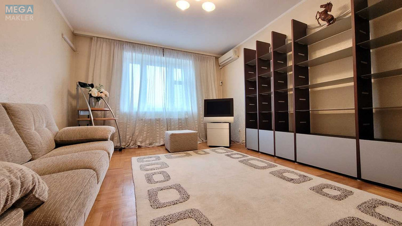 Продаж 3 кімнатної квартири (91/44/13), 3 пов. 18 пов. будинку, <a class="location-link" href="/kiev/" title="Недвижимость Київ">Київ</a>, <a class="location-link" href="/kiev/darnickij/" title="Недвижимость Дарницький район">Дарницький р-н</a>, Анны Ахматовой ул., 3 (изображение 2)