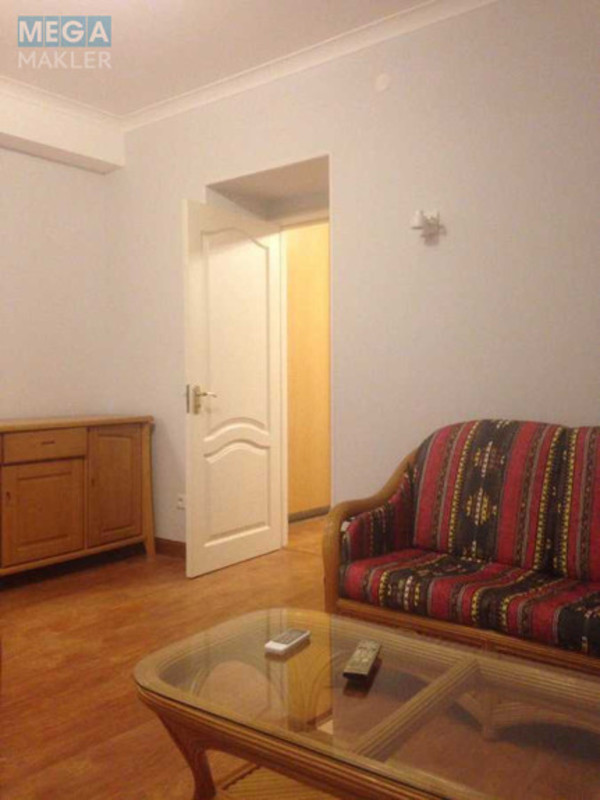 Оренда 2 кімнатної квартири, <a class="location-link" href="/kiev/" title="Недвижимость Київ">Київ</a>, <a class="location-link" href="/kiev/pecherskij/" title="Недвижимость Печерський район">Печерський р-н</a>, Патриса Лумумбы ул., 19 (изображение 6)