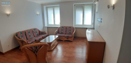 Оренда 2 кімнатної квартири, <a class="location-link" href="/kiev/" title="Недвижимость Київ">Київ</a>, <a class="location-link" href="/kiev/pecherskij/" title="Недвижимость Печерський район">Печерський р-н</a>, Патриса Лумумбы ул., 19 (изображение 9)