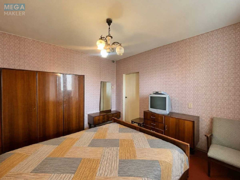 Продаж 3 кімнатної квартири (72/42/8,6), 11 пов. 16 пов. будинку, <a class="location-link" href="/kiev/" title="Недвижимость Київ">Київ</a>, <a class="location-link" href="/kiev/desnyanskij/" title="Недвижимость Деснянський район">Деснянський р-н</a>, Оноре де Бальзака вул., 92А (изображение 7)