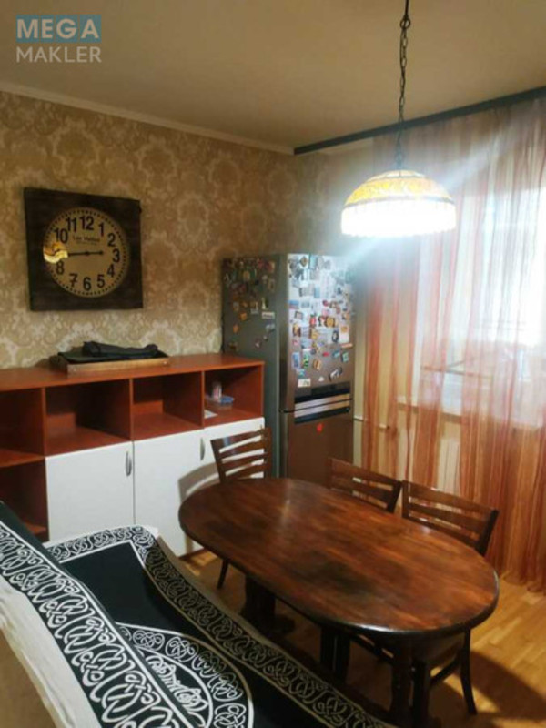 Оренда 2 кімнатної квартири, <a class="location-link" href="/kiev/" title="Недвижимость Київ">Київ</a>, <a class="location-link" href="/kiev/darnickij/" title="Недвижимость Дарницький район">Дарницький р-н</a>, Анни Ахматової вул., 47 (изображение 4)