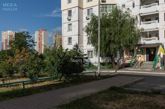 Продаж 3 кімнатної квартири (99/47/12), 3 пов. 14 пов. будинку, <a class="location-link" href="/kiev/" title="Недвижимость Київ">Київ</a>, <a class="location-link" href="/kiev/desnyanskij/" title="Недвижимость Деснянський район">Деснянський р-н</a>, Милославська вул., 47а (изображение 23)